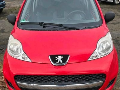 Gebraucht Peugeot 107 68 PS (50 kW) 2009 Rot Kleinwagen