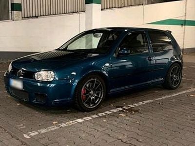 Gebraucht VW Golf 200 PS (147 kW) 2003 Blau Coupé