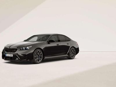Nuova BMW M5 Performance 727 CV (534 kW) 2026 Nero Berlina