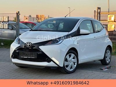 Begagnad Toyota Aygo Edition-S 69 HK (50 kW) 2017 Vit Halvkombi
