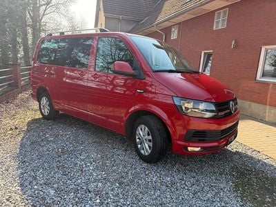 Gebraucht VW T6 Comfortline 150 PS (110 kW) 2015 Rot Van