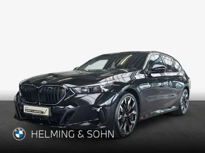 Gebraucht BMW 520 M Sport 197 PS (144 kW) 2026 Schwarz Kombi