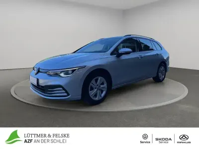 Käytetty VW Golf VIII Life 131 HP (96 kW) 2023 Hopea Farmari