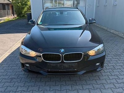 Usata BMW 318 143 CV (105 kW) 2013 Nero Station wagon