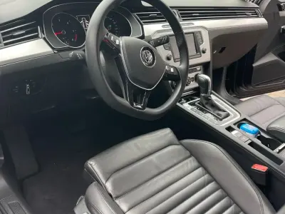 Gebraucht VW Passat 277 PS (203 kW) 2015 Blau Kombi