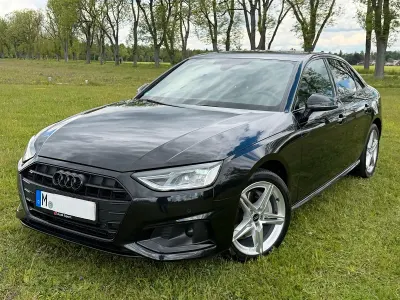 Gebraucht Audi A4 Sport 204 PS (150 kW) 2022 Schwarz Limousine