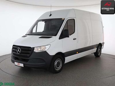 Gebraucht Mercedes Sprinter 114 PS (83 kW) 2023 Arktikweiss Van