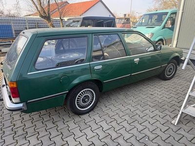 Gebraucht Opel Rekord 75 PS (55 kW) 1982 Grün Kombi