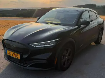 Gebraucht Ford Mustang Mach-E 197 kW (269 PS) 2022 Schwarz SUV