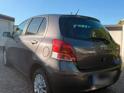 Usata Toyota Yaris 101 CV (74 kW) 2010 Utilitaria