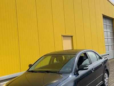 Usata Toyota Avensis 129 CV (94 kW) 2008 Blu Berlina