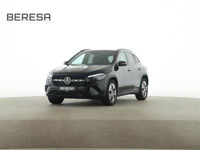 Gebraucht Mercedes GLA200 Progressive 163 PS (119 kW) 2026 Schwarz SUV