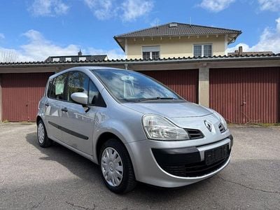 Usado Renault Grand Modus Dynamique 75 CV (55 kW) 2008 Plateado Monovolumen
