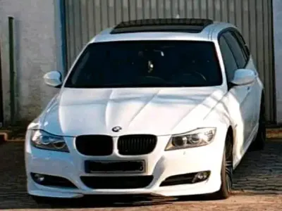 Gebraucht BMW 320 184 PS (135 kW) 2010 Weiß Kombi