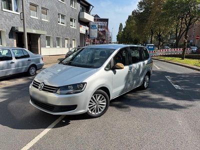 VW Sharan