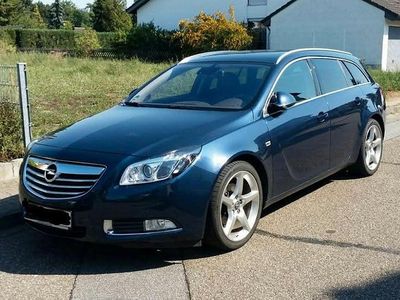 Blau Gebraucht 2010 Opel Insignia Sport Kombi | 2.300 € (Guter Preis)