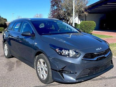 Gebraucht Kia Ceed 160 PS (117 kW) 2022 Grau Kleinwagen