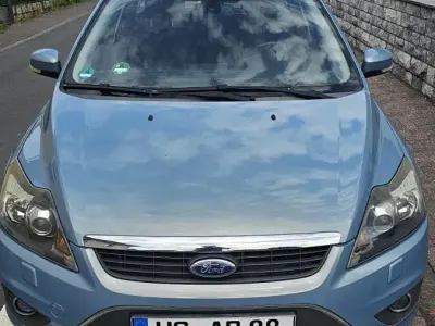 Gebraucht Ford Focus 111 PS (81 kW) 2008 Blau Limousine