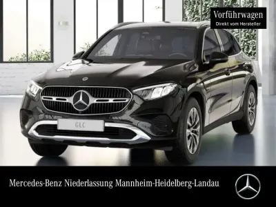 Gebraucht Mercedes GLC200 163 PS (119 kW) 2026 Schwarz SUV