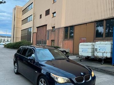 BMW 523