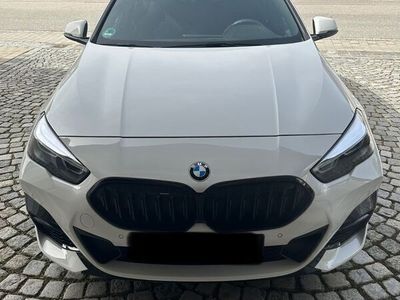 gebraucht BMW 218 d Gran Coupé M-Paket *8-fach bereift*