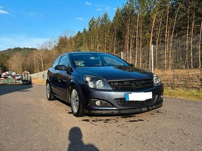 Opel Astra GTC