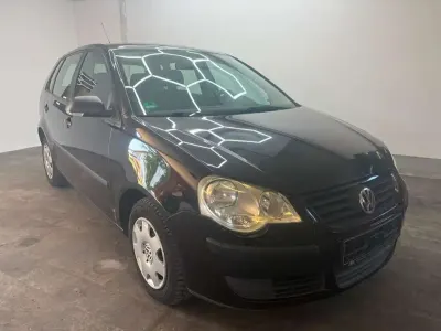 Gebraucht VW Polo Trendline 54 PS (39 kW) 2005 Black magic perleffekt Kleinwagen