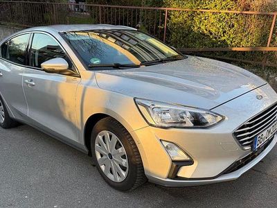 Gebraucht Ford Focus Cool & Connect 125 PS (91 kW) 2019 Silber Limousine
