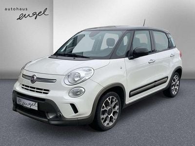 Weiß Gebraucht 2017 Fiat 500L Trekking Van / Kleinbus | 9.989 € (Fairer Preis)