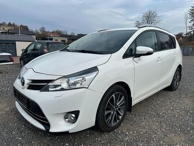 Gebraucht Toyota Verso 147 PS (108 kW) 2016 Weiß Van / Kleinbus
