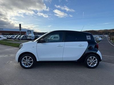 Gebraucht Smart ForFour 71 PS (52 kW) 2017 Weiß Kleinwagen
