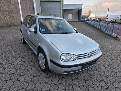Gebraucht VW Golf IV 75 PS (55 kW) 2001 Silber Kleinwagen