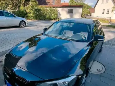 Gebraucht BMW 120 M Performance 186 PS (136 kW) 2012 Schwarz Kleinwagen