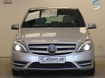 Gebraucht Mercedes B200 244 PS (179 kW) 2012 Silber Van / Kleinbus