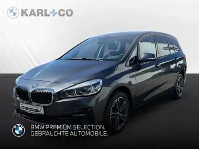 Gebraucht BMW 218 Gran Tourer Sport Line 150 PS (110 kW) 2022 Grau Van / Kleinbus