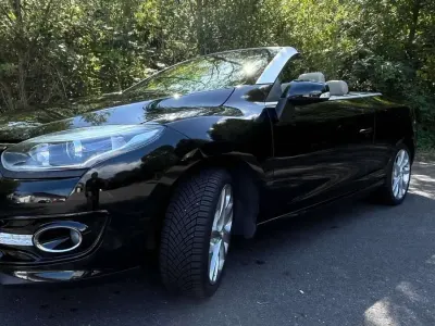 Gebraucht Renault Mégane Cabriolet Luxe 132 PS (97 kW) 2014 Schwarz Cabrio