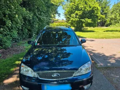 Gebraucht Ford Mondeo 115 PS (84 kW) 2004 Blau Kombi