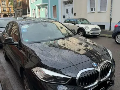 Gebraucht BMW 118 Advantage 140 PS (102 kW) 2020 Schwarz Limousine