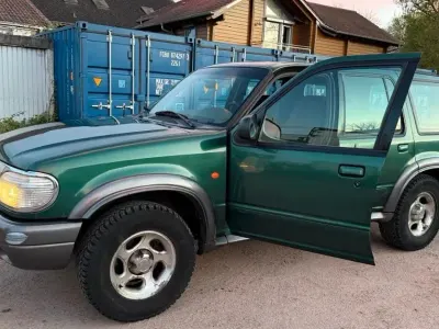 Używany Ford Explorer 231 KM (169 kW) 1999 Zielony SUV