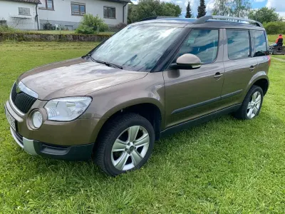 Używany Skoda Yeti Ambition 105 KM (77 kW) 2012 Brązowy SUV