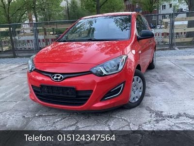 Gebraucht Hyundai i20 86 PS (63 kW) 2013 Rot Kleinwagen