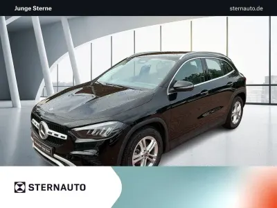 Gebraucht Mercedes GLA200 163 PS (119 kW) 2026 Schwarz SUV