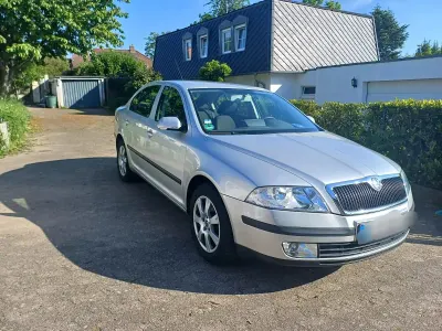 Gebraucht Skoda Octavia 102 PS (75 kW) 2005 Silber Limousine