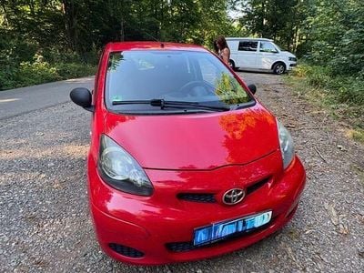 Usata Toyota Aygo 68 CV (50 kW) 2009 Rosso Utilitaria