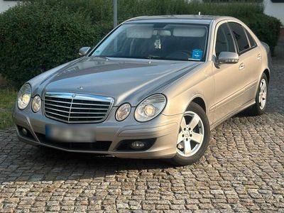 Mercedes E200
