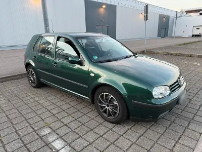 Gebraucht VW Golf IV 101 PS (74 kW) 2000 Kleinwagen