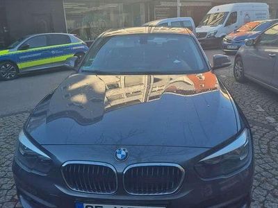 Gebraucht BMW 116 Sport Line 143 PS (105 kW) 2018 Grau Kleinwagen