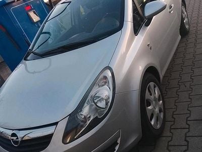 Gebraucht Opel Corsa 69 PS (50 kW) 2010 Silber Kleinwagen