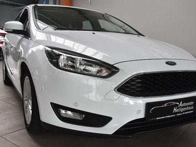 Frostweiß Gebraucht 2018 Ford Focus Cool & Connect Kombi | 9.780 € (Guter Preis)