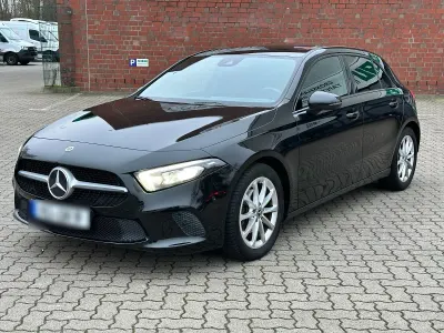 Second-hand Mercedes A180 116 CP (85 kW) 2019 Negru Berlinǎ